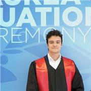 Offro lezioni private per bambini e ragazzi di scuola elementare, media e liceo. Il mio obiettivo è aiutare gli studenti a raggiungere il loro massimo potenziale in una varietà di materie, inclusi Inglese, Francese e Italiano, nonché materie scientifiche